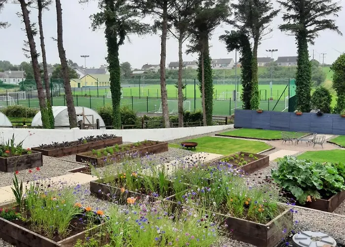 The Rebel Yew Дом отдыха