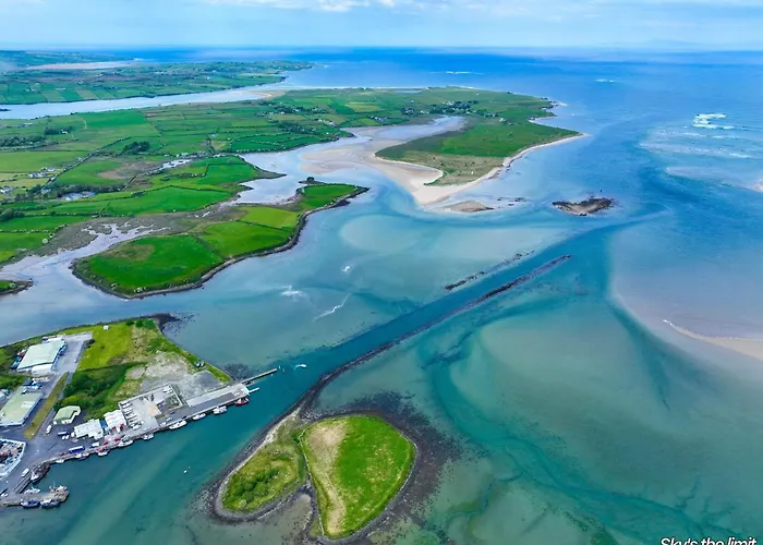 Дом отдыха The Rebel Yew